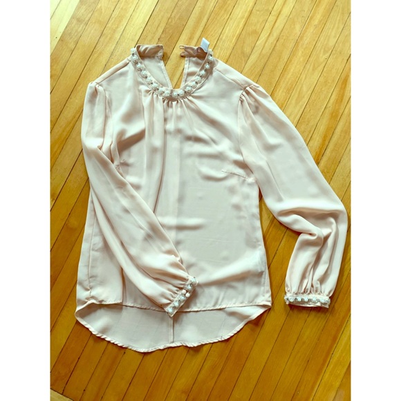 Forever 21 Tops - Forever 21 Blouse Forever 21 Tops - Forever 21 Blouse